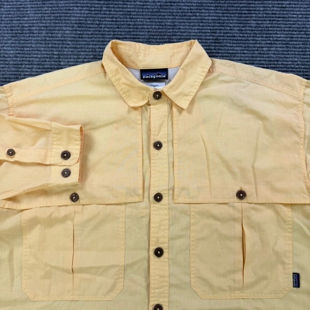 Patagonia Mens Large Long Sleeved Tropical Flats Shirt Yellow Plaid Vented 82021